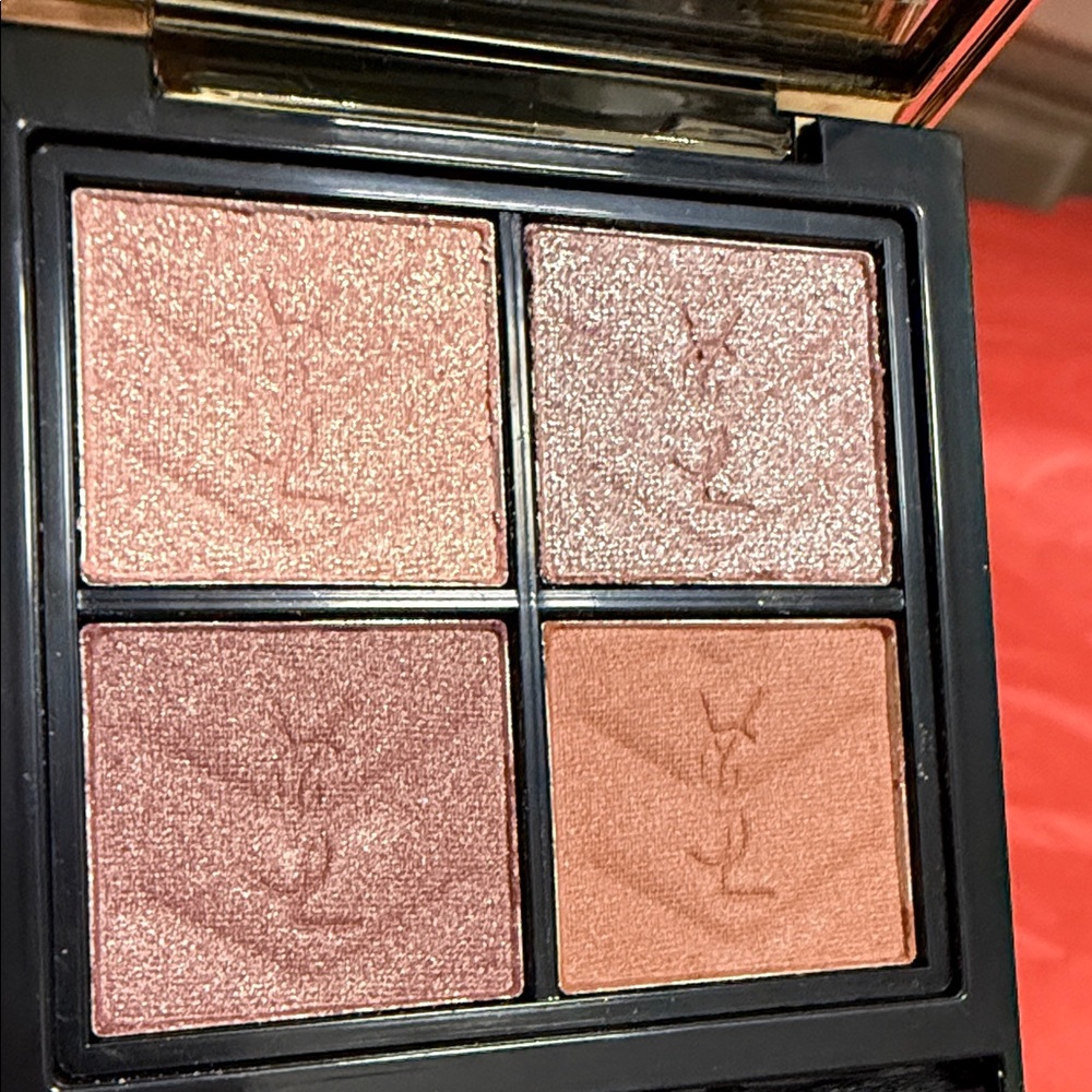 NEW Yves Saint Laurent Couture Mini Clutch Eyeshadow Palette 400 Babylone Roses - Picture 5 of 5